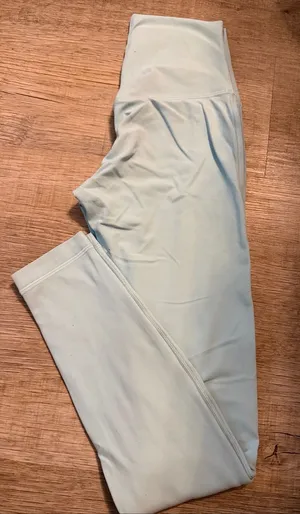 Like NEW Lululemon Align High Rise 28 Size 4-*Retired* thumbnail 1