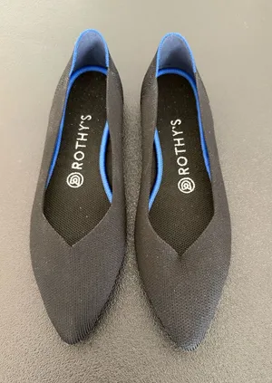 Women's Black Pointed Knit Flats 8.5 thumbnail 1