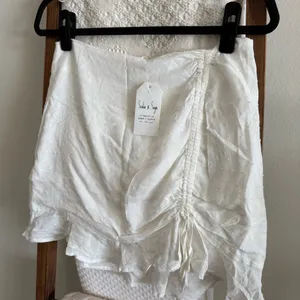 NWT Sadie & Sage White Textured Bonita Mini Skirt thumbnail 2