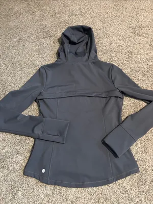 CALIA by Carrie Underwood full zip size XS thumbnail 3
