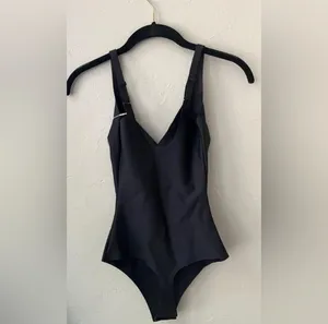 SKIMS Body Unlined Bodysuit M thumbnail 3