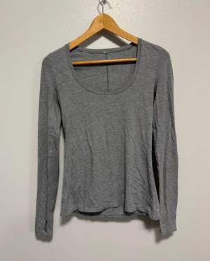 Lululemon Meant to Move Long Sleeve Shirt - Size Medium thumbnail 1