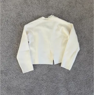 ZARA Cropped blazer thumbnail 3
