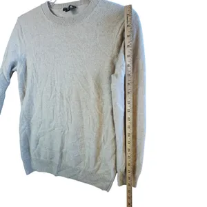 Hilary Radley Cashmere Oatmeal Beige Crewneck Sweater Womens S Minimalist‎ Chic thumbnail 8