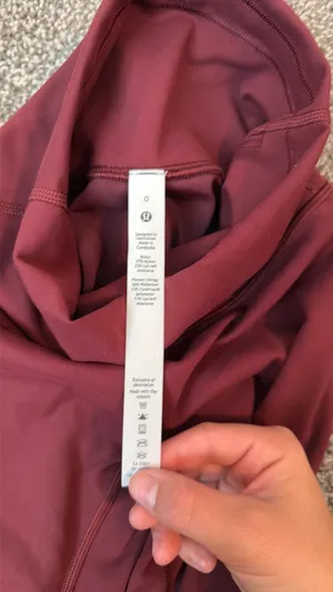 Maroon Lululemon Leggings Align 25" thumbnail 3