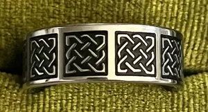 Titanium Steel Silver w/ Celtic Design Polished Finish 8mm Unisex Band Size 9 thumbnail 1