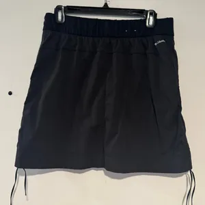 Columbia Women’s Skort‎ Large Black Hiking Skirt Active Outdoor Stretch Pockets thumbnail 2