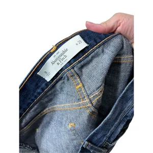 Abercrombie &‎ Fitch Distressed Jeans Shorts Size 8 thumbnail 5
