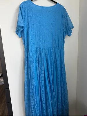 The Paragon Blue Lace Maxi Dress thumbnail 6