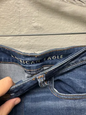 American Eagle High Rise Jegging Distressed Jeans thumbnail 4