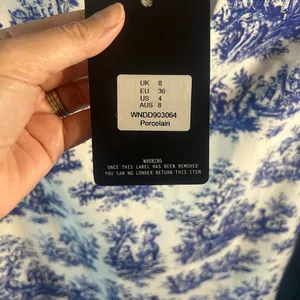 New Missguided White Dress with Blue Toile Print | Size Medium thumbnail 3