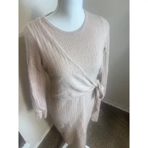 Antonio Melani Beige 100% Cashmere Wrap Sweater Dress Sz M Ribbed Knit Midi thumbnail 2