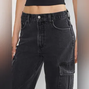 Aritzia Denim Forum The Farrah Hi-rise Cargo Jean Size 24 thumbnail 10