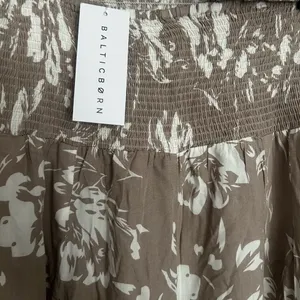 Baltic Born Floral Wide Leg pants in Brown and White thumbnail 3