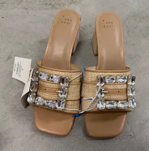 A New Day Tan Raffia Crystal Buckle Block Heel Slide Sandals Size 8.5 NEW thumbnail 1