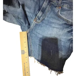 Zara The Skinny Denim Shorts Medium Wash Blue Raw Hem Womens Size 10 EUR 42‎ thumbnail 2
