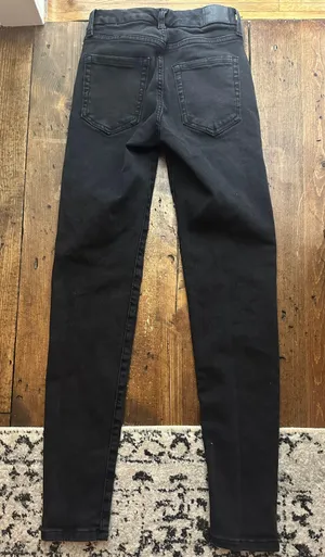 Curvy High Rise Jeggings thumbnail 2