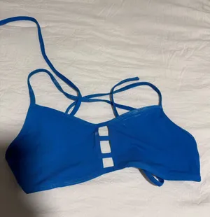 JOLYN Top thumbnail 1