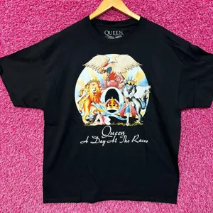 Queen A Day at the Races Album Cover Art Pop Rock Tee XL thumbnail 1