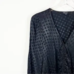 Madewell Smocked Sleeve V-Neck Woven Dot Blouse Women's 00 Black Minimalist Chic thumbnail 4