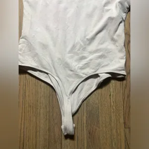Abercrombie & fitch large body suit nude/tan thumbnail 5