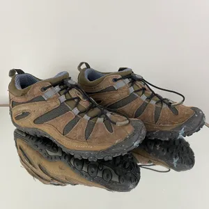 Merrell Brown Suede Chameleon Arc Vibram Womens Hiking Stretch Shoes thumbnail 2