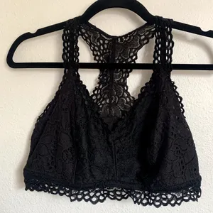 5/$25‎ Maurices Allover Lace Bralette in Black thumbnail 1