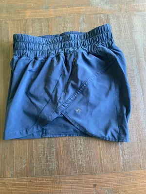 Lululemon Shorts Navy Hotty Hot thumbnail 3