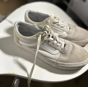 Shoes thumbnail 3