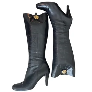 Vintage Gucci 202941 Black Leather Crest Medallion Knee High Boots 9B thumbnail 4