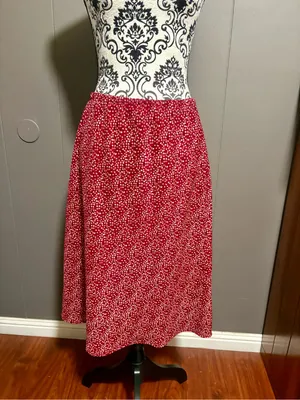 WINDSOR Vintage Red Floral Printed A-Line Skirt thumbnail 2