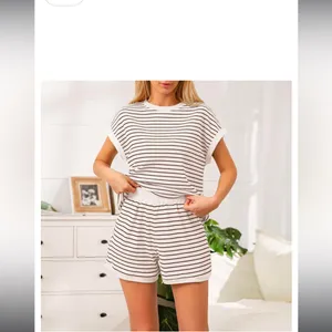 Casual 2 Piece Set Size M thumbnail 2