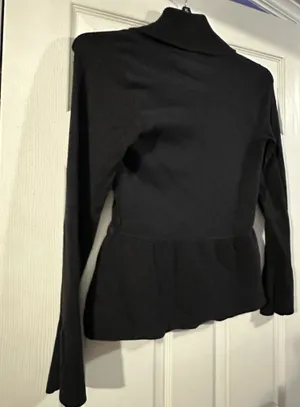 White House Black Market long sleeve blouse size Medium. thumbnail 5
