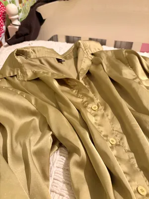 Green silk top thumbnail 2