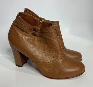 Anthropologie Brand Luisa Perea tan leather heeled ankle boots women's‎ size 39 thumbnail 1