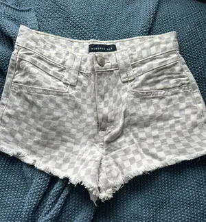 Aeropostale Checkered Shorts thumbnail 1