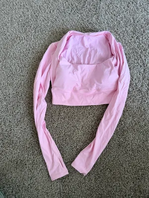Amazon Long sleeve workout top thumbnail 2