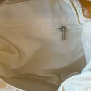 White creamy quilted bag thumbnail 3