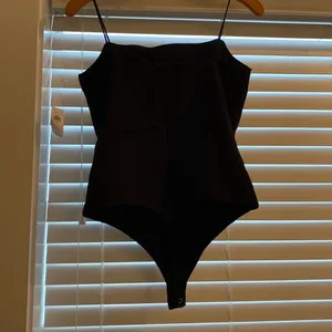 BNWT banana republic body suit black - cotton modal spandex size M thumbnail 2