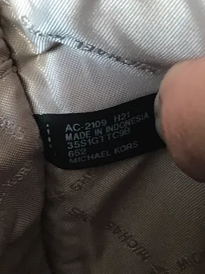 Michael Kors Purse thumbnail 10
