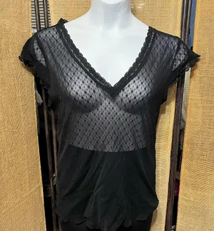 Old Navy Black Sheer Lace V-Neck Top thumbnail 1