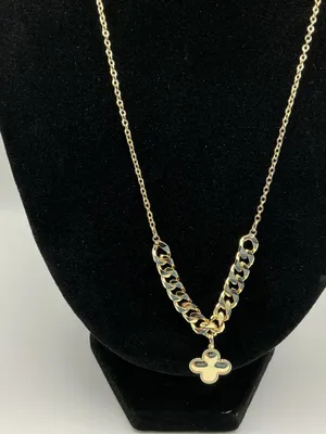 Gold Tone Clover Pendant Necklace Layered Curb Chain Style 18” thumbnail 2