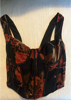 Pretty Little Thing Corset Top thumbnail 2
