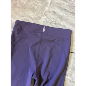FP Movement Free People Purple Laser Cut Wing High Rise Leggings Small S OB66170 thumbnail 2