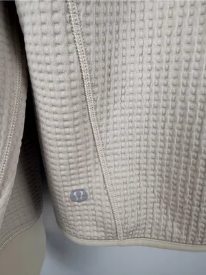 Lululemon Waffle-Knit Crewneck Long-Sleeve Shirt Mojave Tan / Bon size 8 thumbnail 7