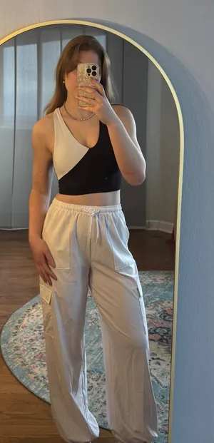 Boutique Cropped Workout Top thumbnail 1