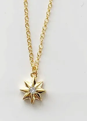 Gold Anise Star Dainty Necklace thumbnail 4