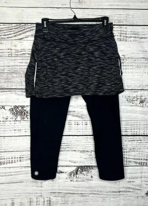 Athleta Aurora Contender 2 in 1 Skirt Skort Capri SM thumbnail 1