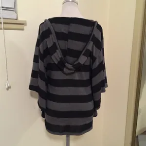 Foreign Exchange Black and grey striped hooded sweater top sz small thumbnail 2