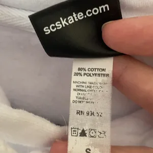 Santa Cruz Skateboarding Sweatshirt Hoodie Small thumbnail 6